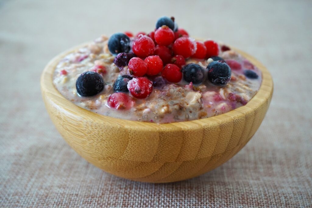 Bowl of porridge: gluten and dairy free meals